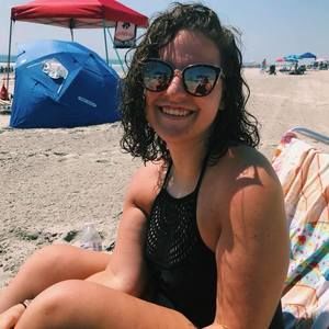 Meet your Posher, Carmella